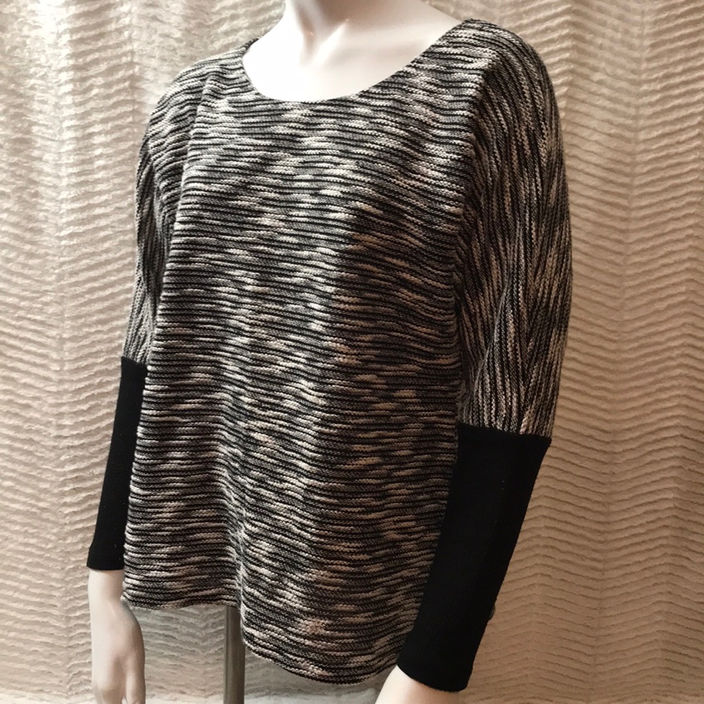 Status Sweater